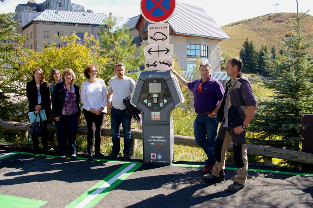 inauguration IRVE Inauguration de la borne de recharge de véhicule électrique de la Salette