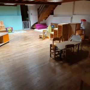 Intérieur de la micro-crèche située à La Salle-en-Beaumont